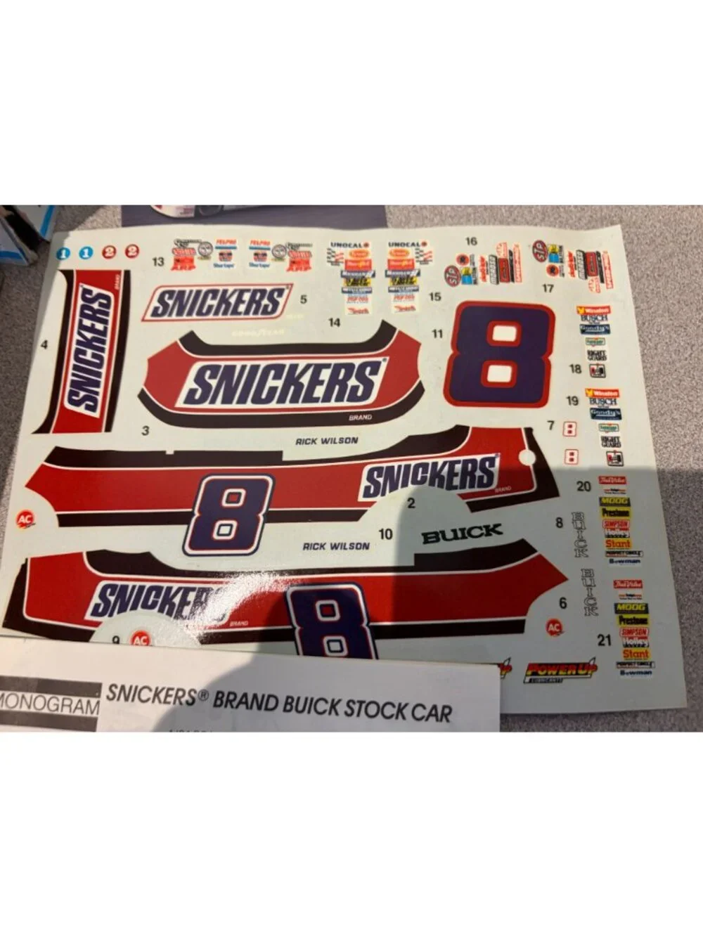 Vintage Monogram 2940 Snickers Buick Regal 1:24 NASCAR Stock Car Car Model Kit